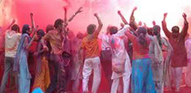 holi